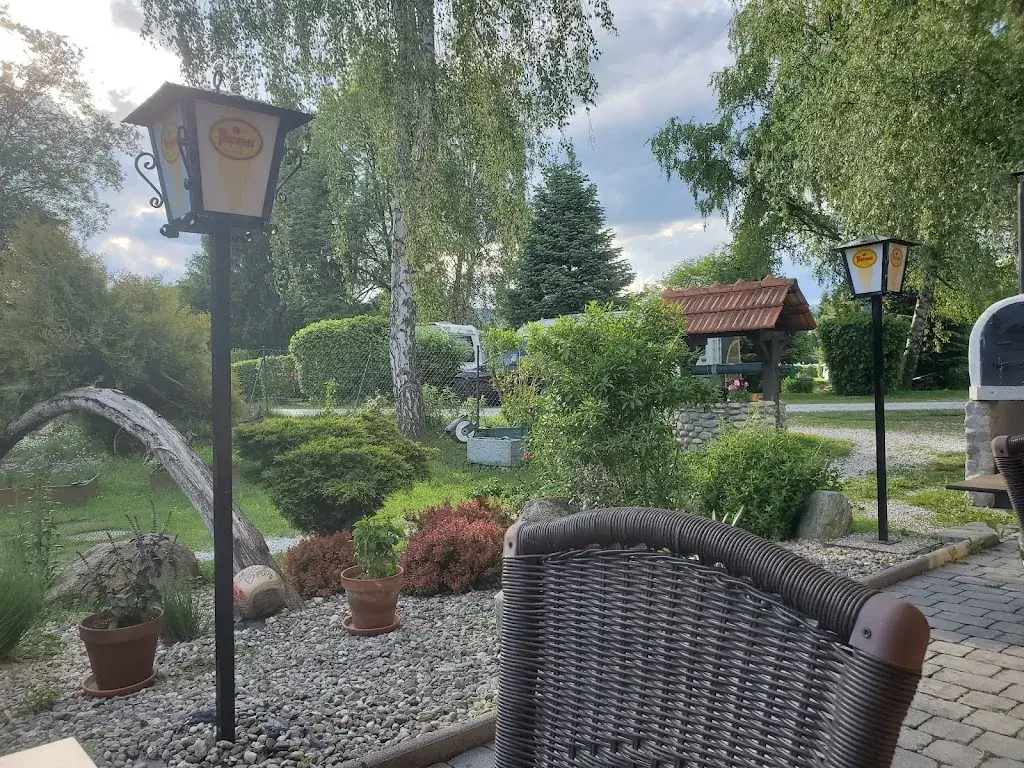 Doreen Stephan_Gasthaus Murstüberl_Großlobming_review