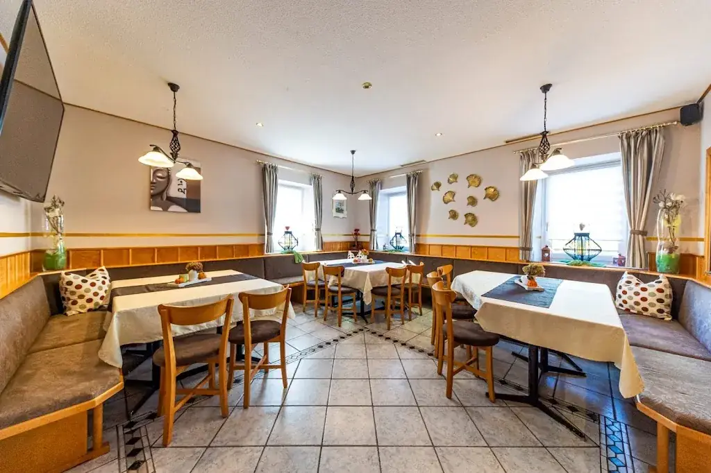 Cafe Kegelbahnen Steinberger Andrea_Großlobming_slider_image_3