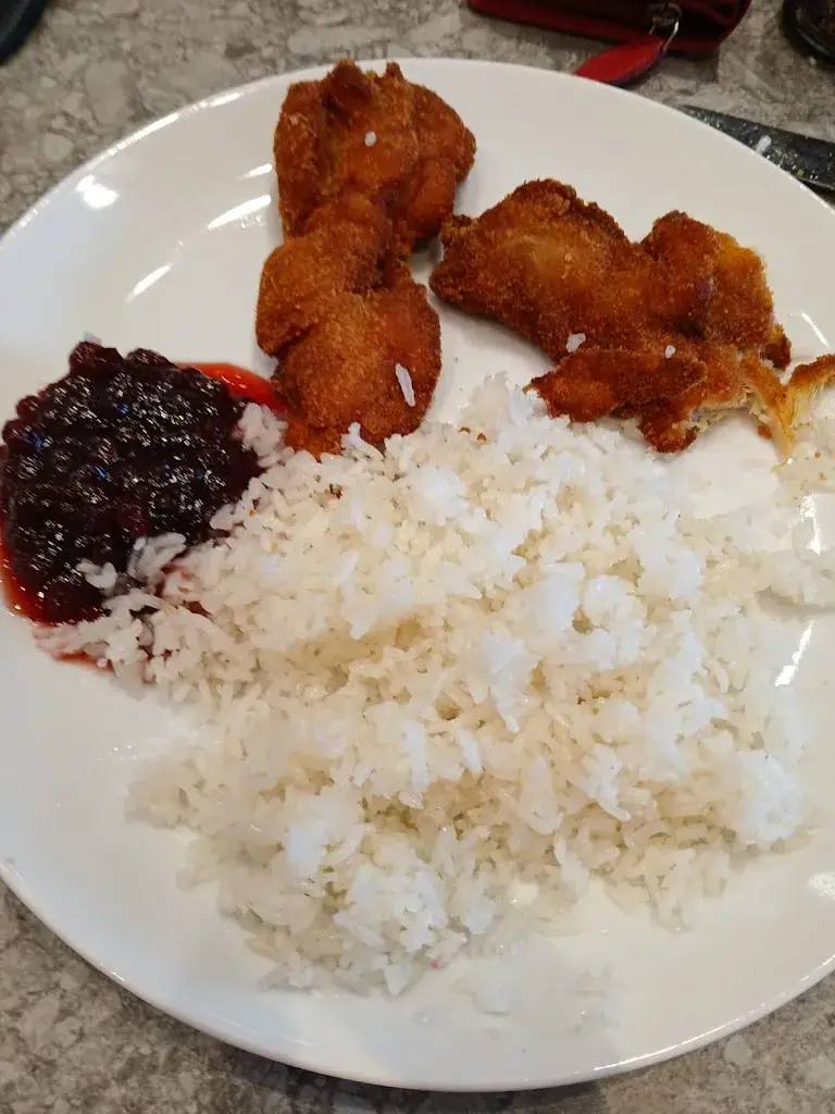 Jennifer Reicht_INTERSPAR-Restaurant_Politischer Bezirk Oberwart_recensione