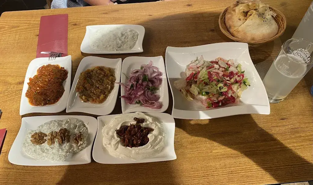 Aspava Grill Restaurant_Gösting_slider_image_2