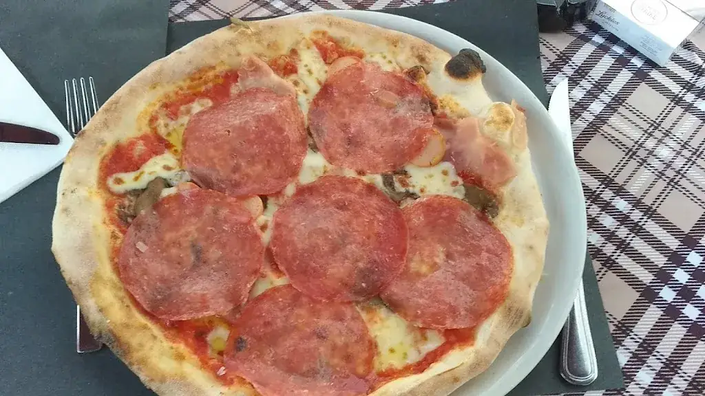 Menu_Pizza Profi_Gösting_image_3