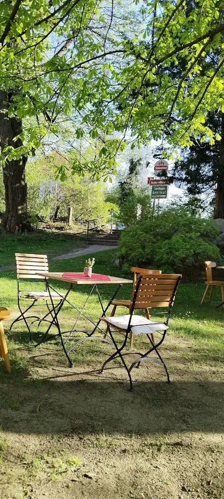 Nick Acorne_Kreuzwirt am Rosenberg_Gösting_avis