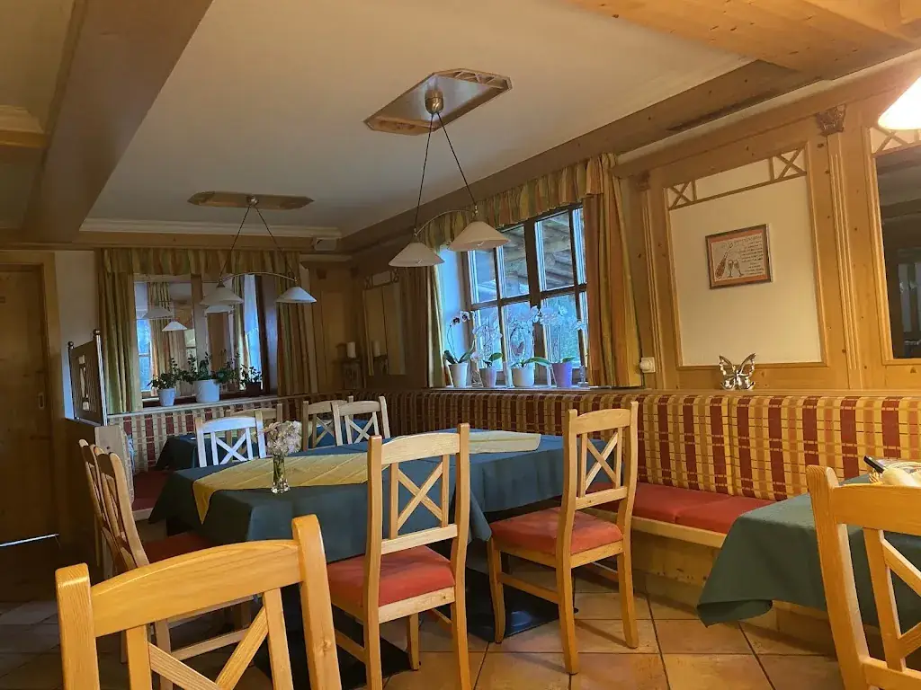 David Dobrovodsky_Pension Langbrucker_Großsölk_avis