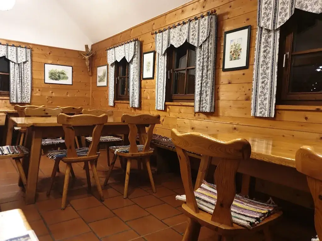 Buschenschank HA-HÜ restaurant in Großklein