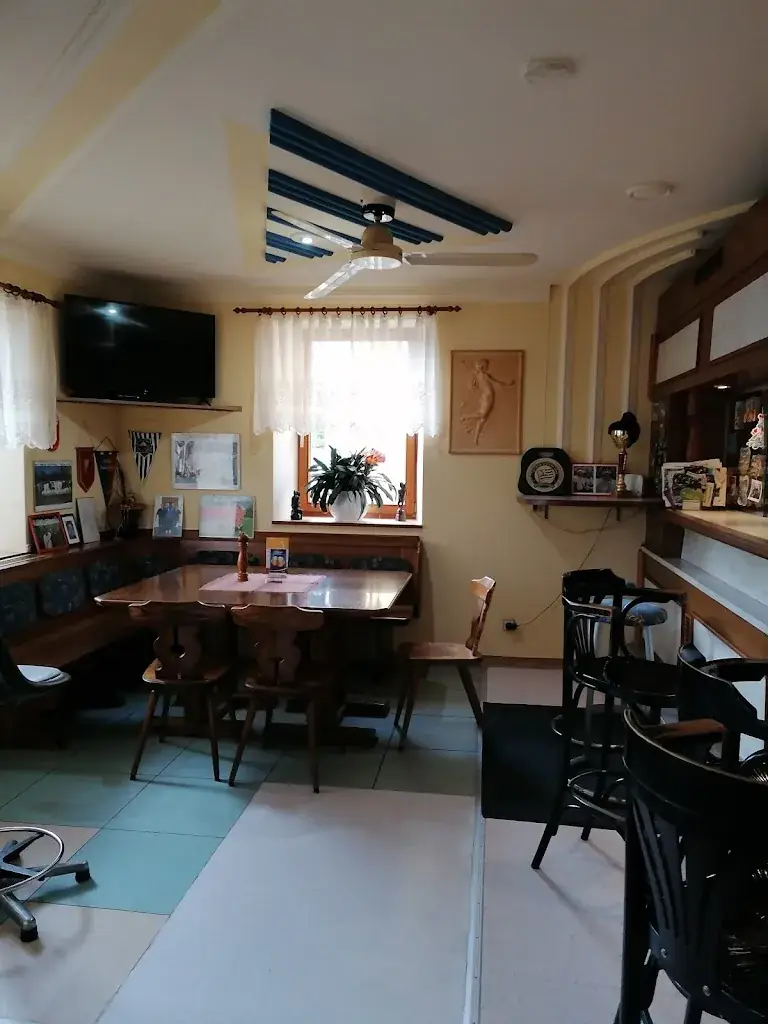 Pizzeria Hartl restaurant à Hartl