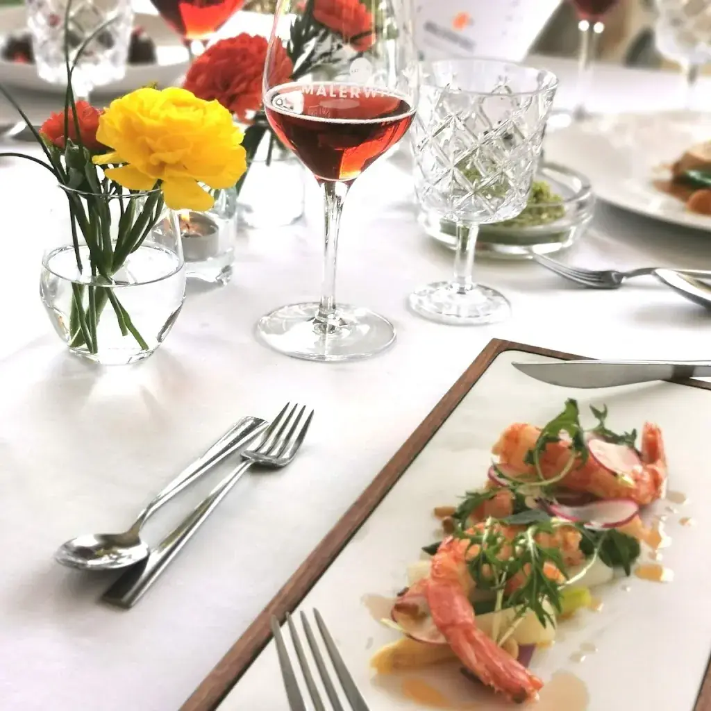 Malerwinkl Restaurant + Kunsthotel + Vinothek_Hatzendorf_slider_image_3