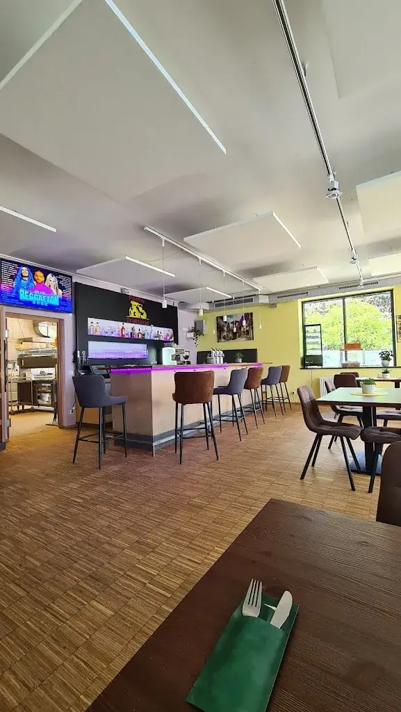 Annabelle_Traktoria Pizzeria &restaurant_Hatzendorf_review