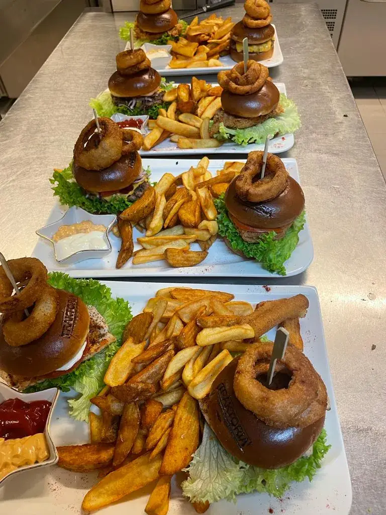 Traktoria Pizzeria &restaurant_Hatzendorf_slider_image_2