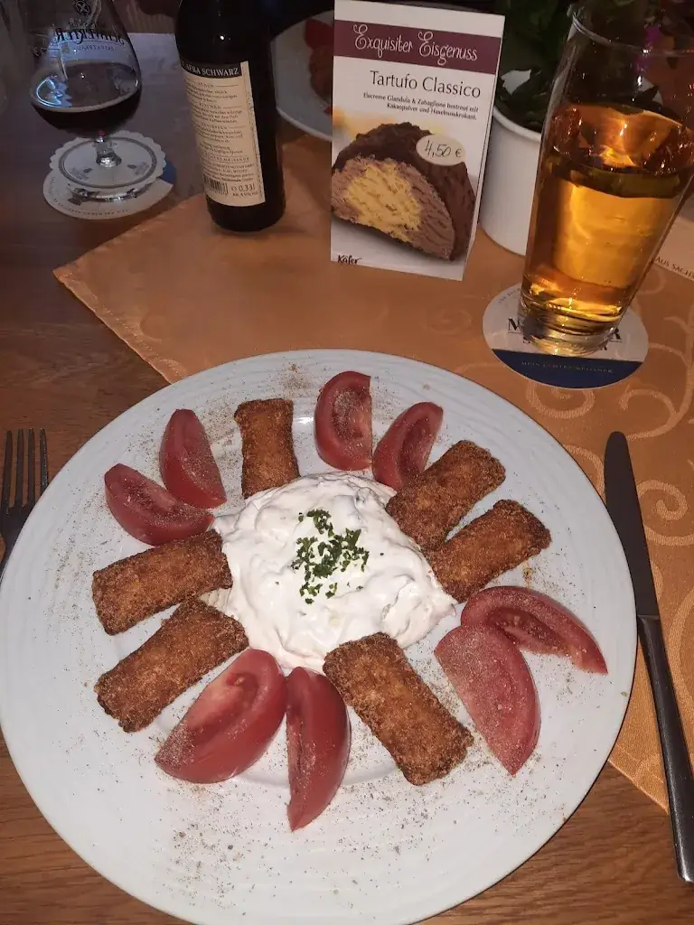 Angelika Schabacher_Gaststätte Bergschlößchen_Hartmannsdorf_avis