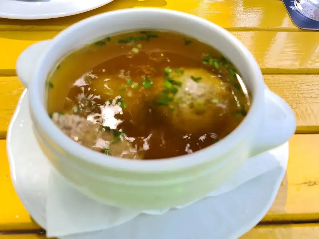 Istvan Torok_Stefans Corner Restaurant Baráth Dezsi_Sankt Andrä am Zicksee_recensione