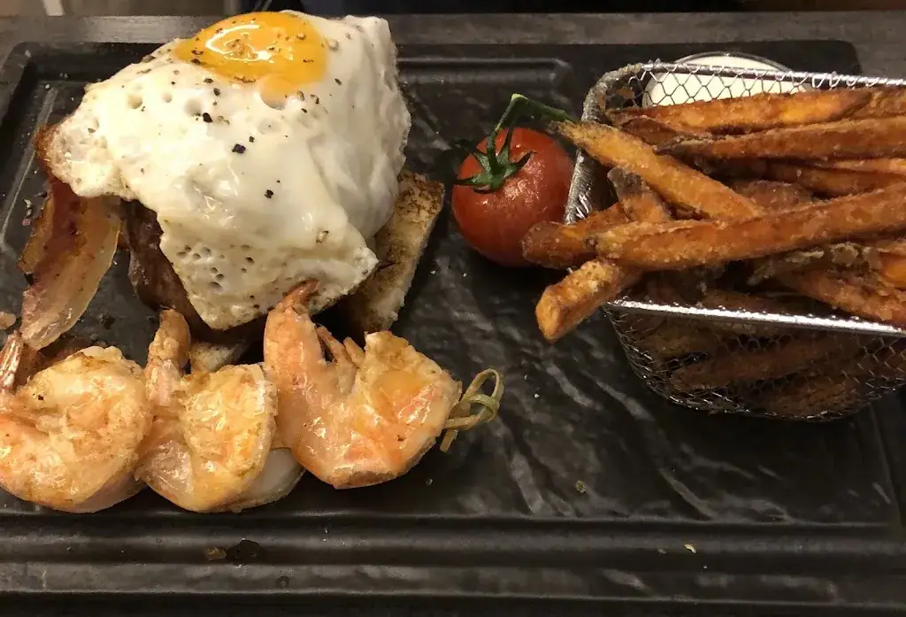 M B_Netzwerk 111_Hartberg_review