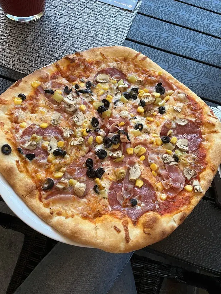 Liliana Kareta_Pizzeria Al Dente_Heiligenkreuz am Waasen_recensione