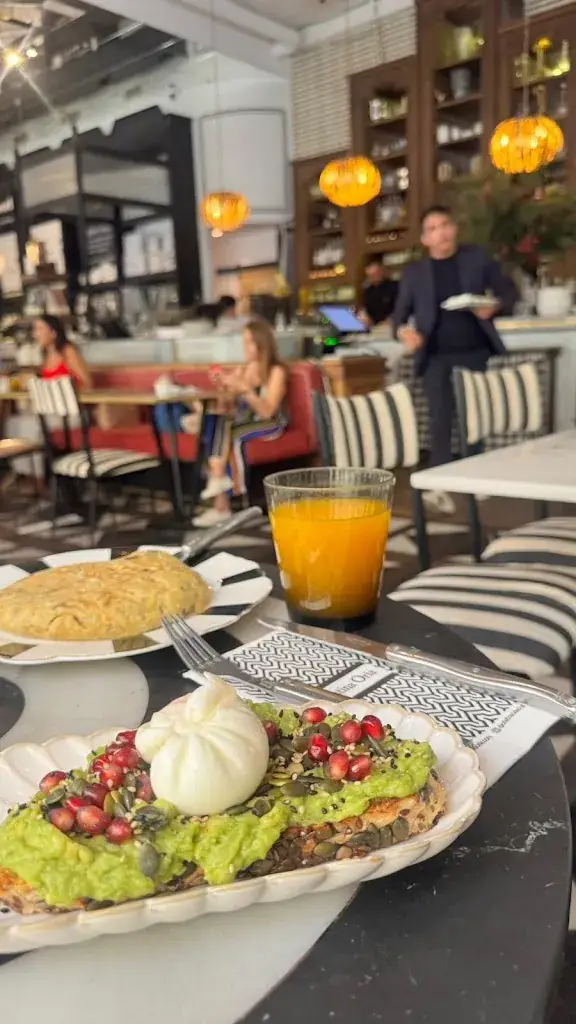 HOOLAA_Cristina Oria Restaurante & Tienda Gourmet_Haus_review