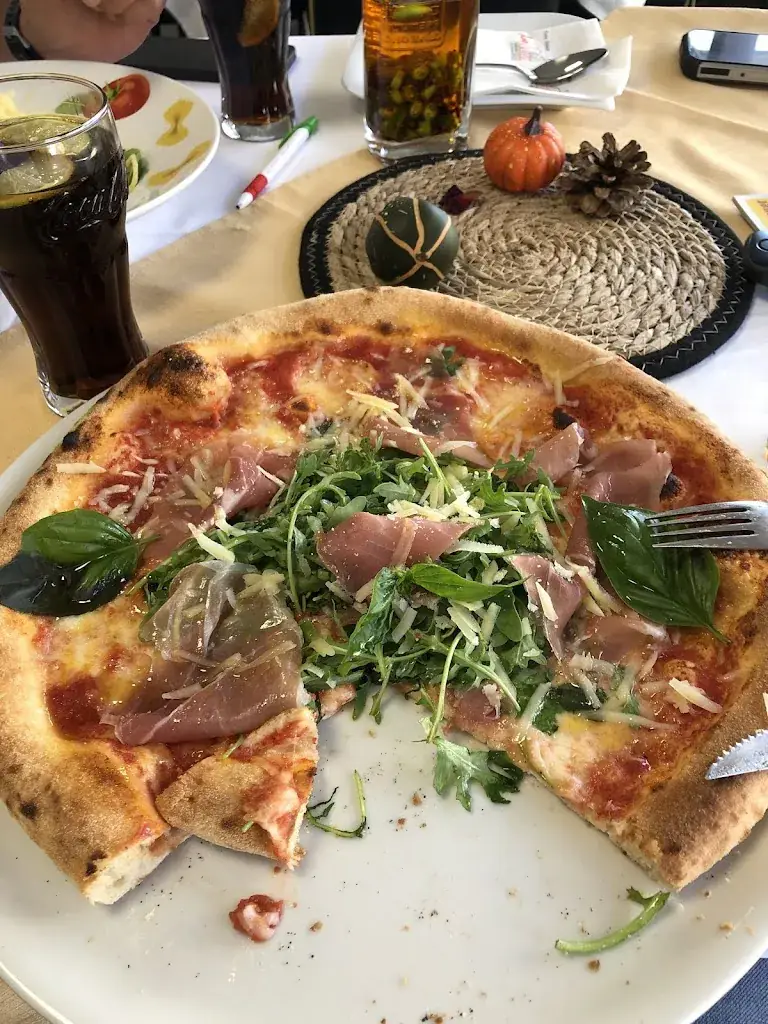 Robert Fedorowicz_Pizzeria Restaurant ISOLA_Hausmannstätten_review