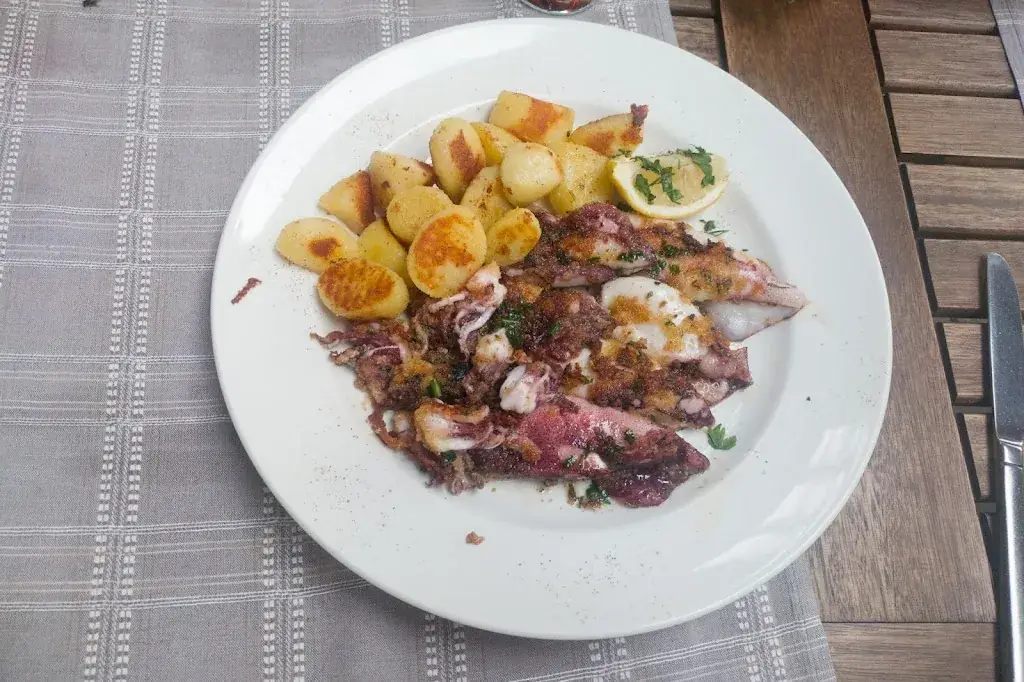 Rupert Bauer_Osteria Mediterranea_Hausmannstätten_avis