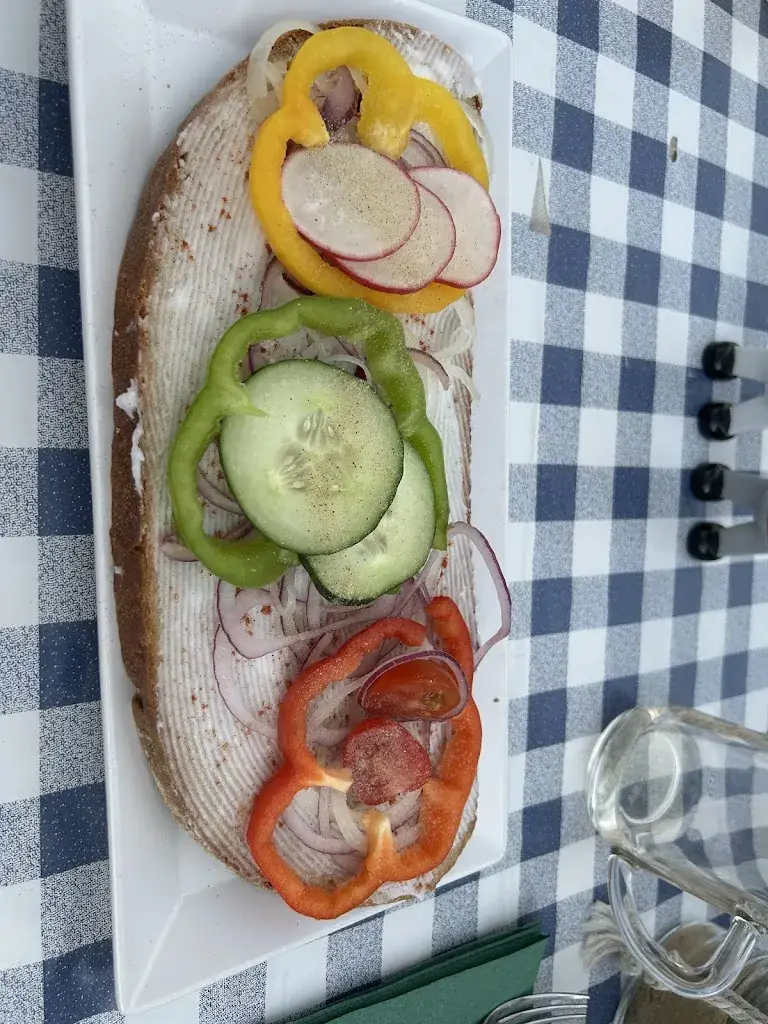 Stefanie Oswald_Buschenschank zur Mühle_Sankt Andrä am Zicksee_review