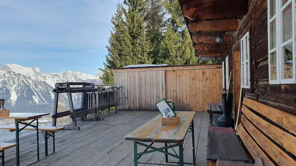 Schoarlhuette ristorante a Haus im Ennstal