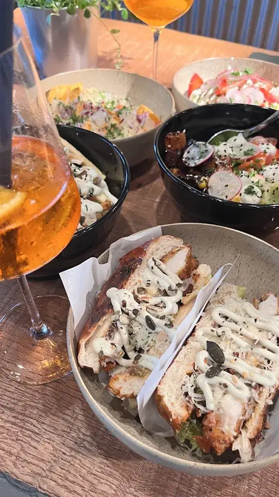 Hana Kasa_kAlps Foodbar - Bar & Grill_Haus im Ennstal_Bewertung