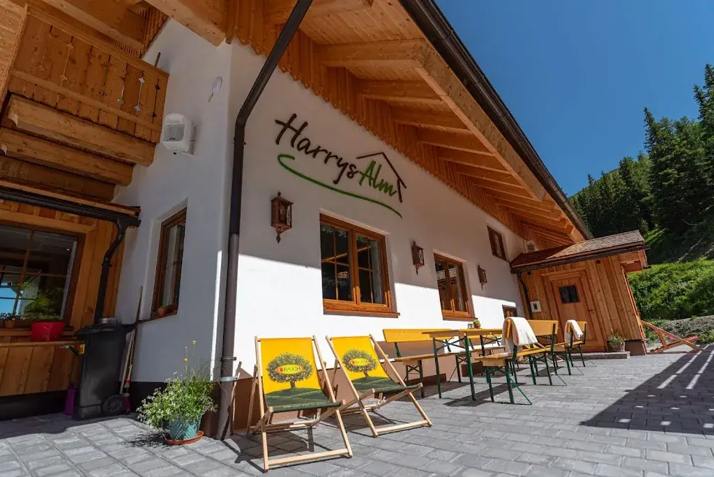 d'Genussalm by Alpine Genusswelten ristorante a Haus im Ennstal