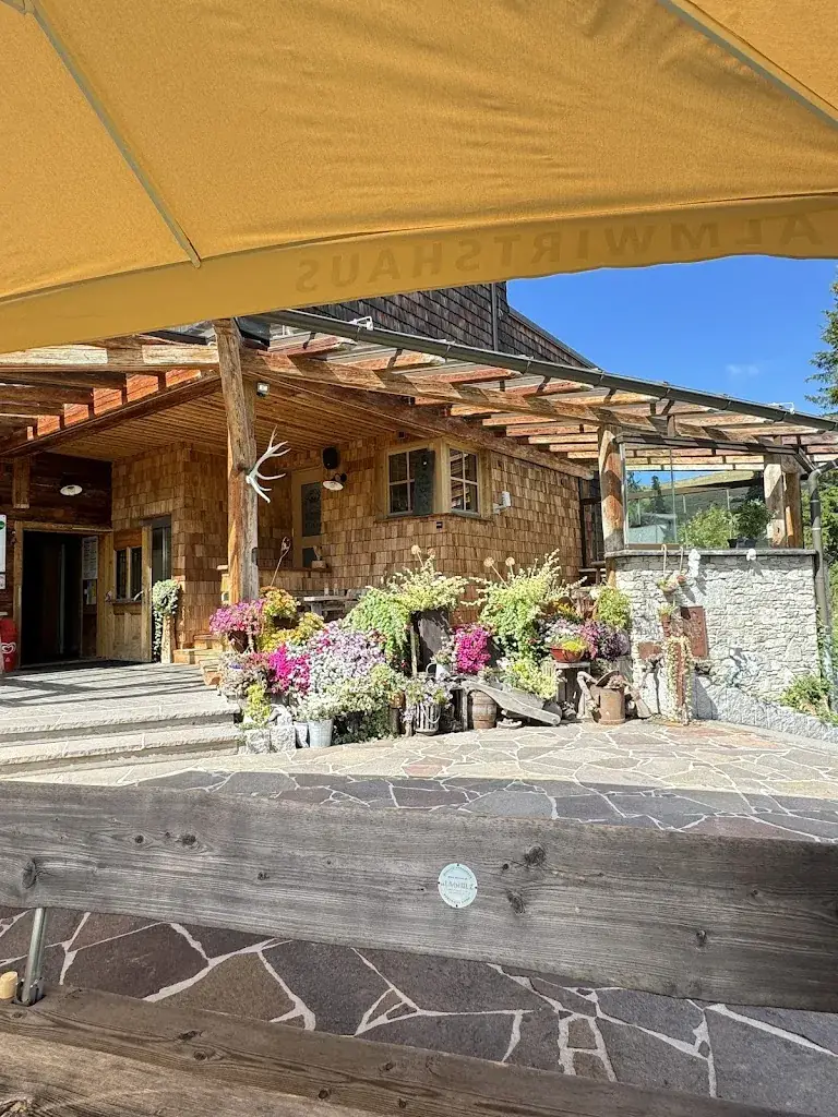 Almwirtshaus HOLDAHÜTT`N_Hohenau an der Raab_slider_image_3