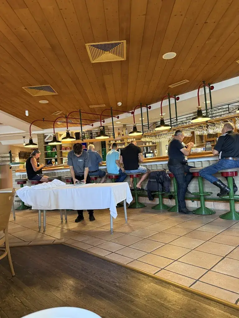 Rasthaus DOKL_Hofstätten an der Raab_slider_image_3