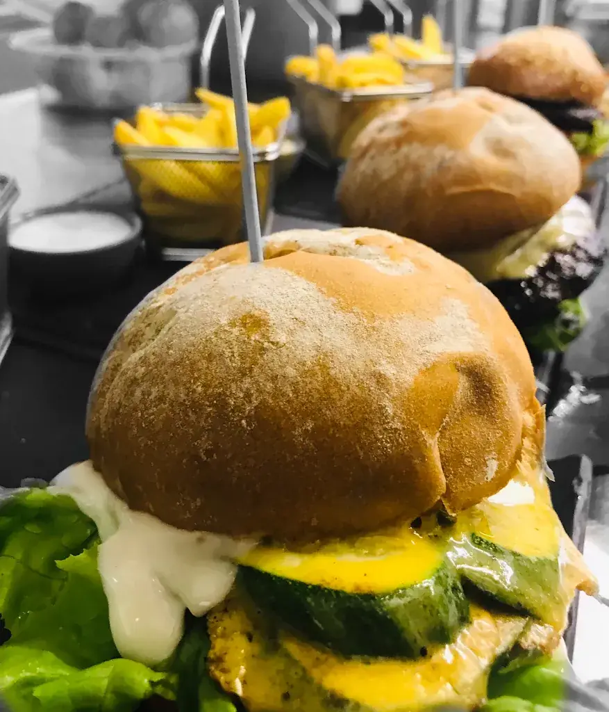 Gabriel Irdning_Irdning_slider_image_3