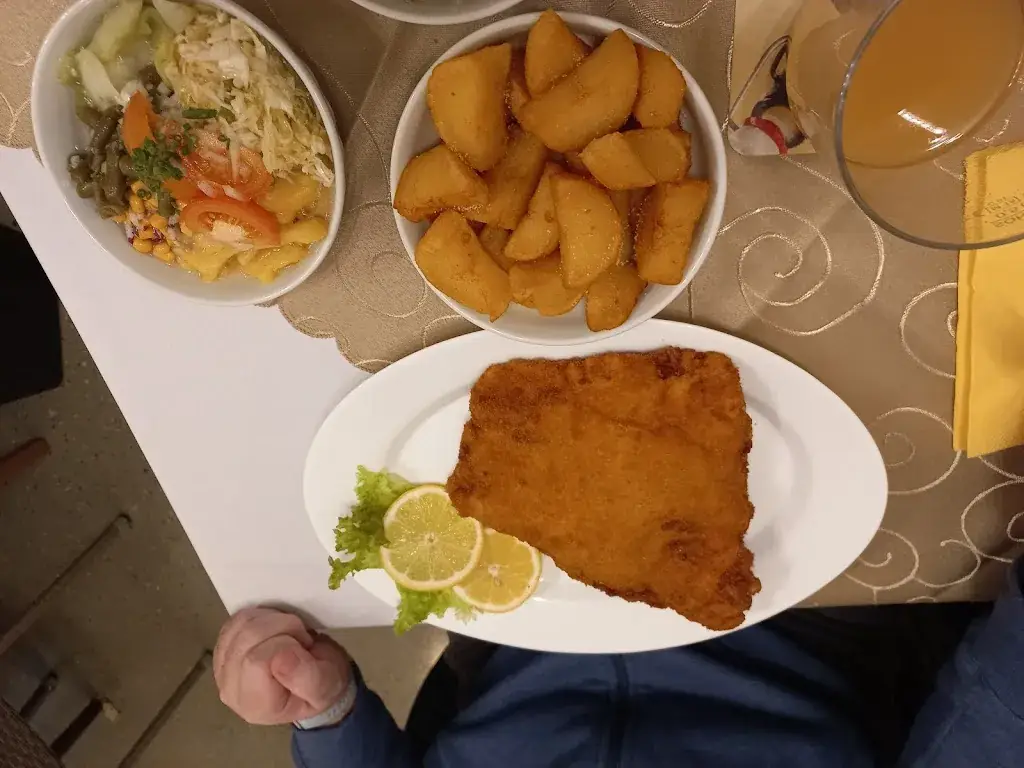 Sabine Steier_Gasthaus Zur Edith_Hetzendorf_review