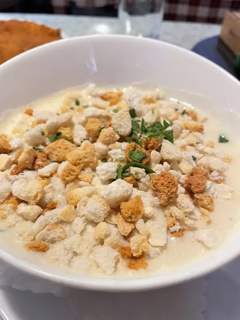 Pornnutchar Sethasathien_Zipfer-Eck_Hetzendorf_recensione