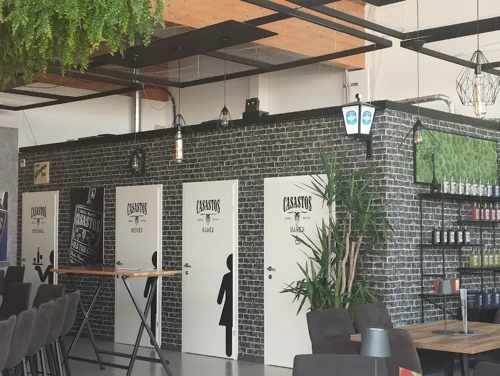 Zoran Vojvodić_OLD TOM‘S Café & Bar_Sankt Margarethen im Burgenland_review