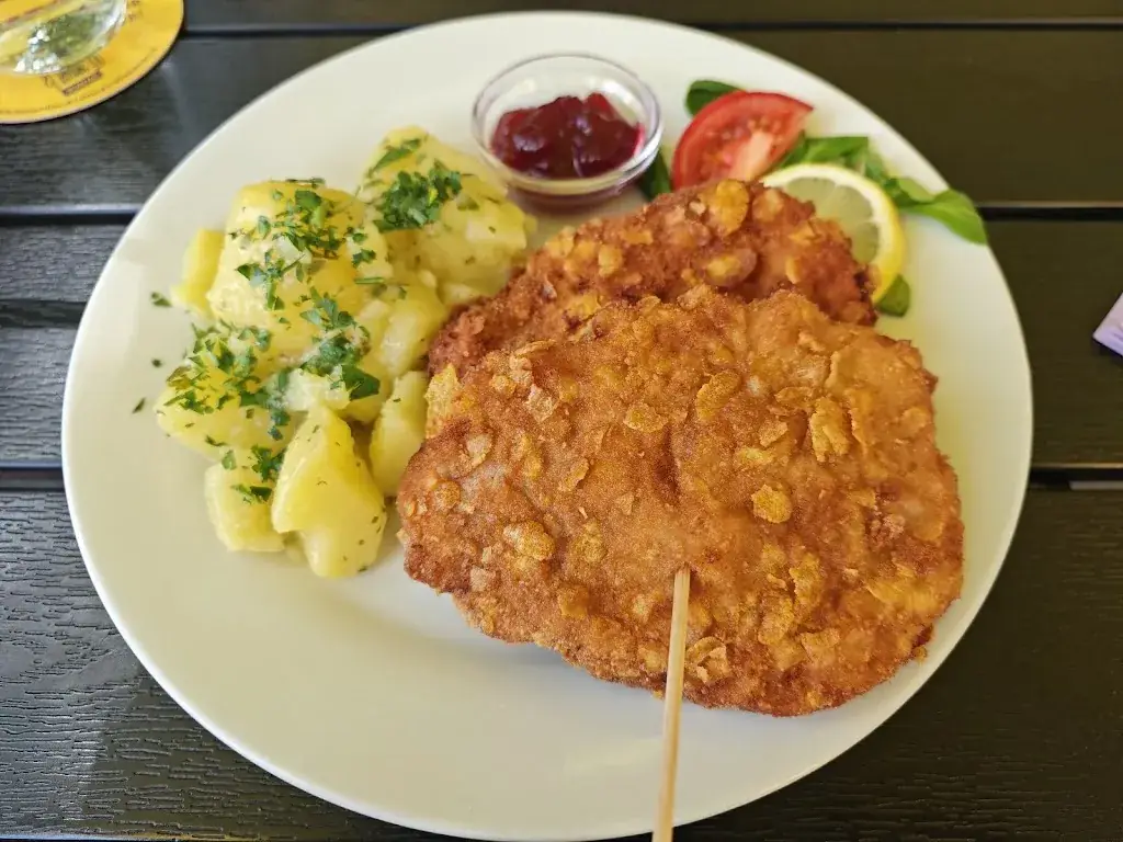 Wirtshaus & MusiWirt ANBAUER_Hönigsberg_slider_image_3