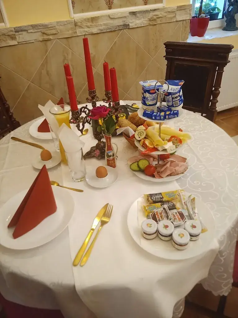 Menu_Lambach Villa_Hönigsberg_image_2