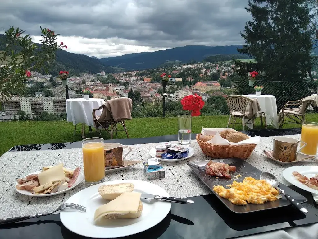 Lambach Villa_Hönigsberg_slider_image_3