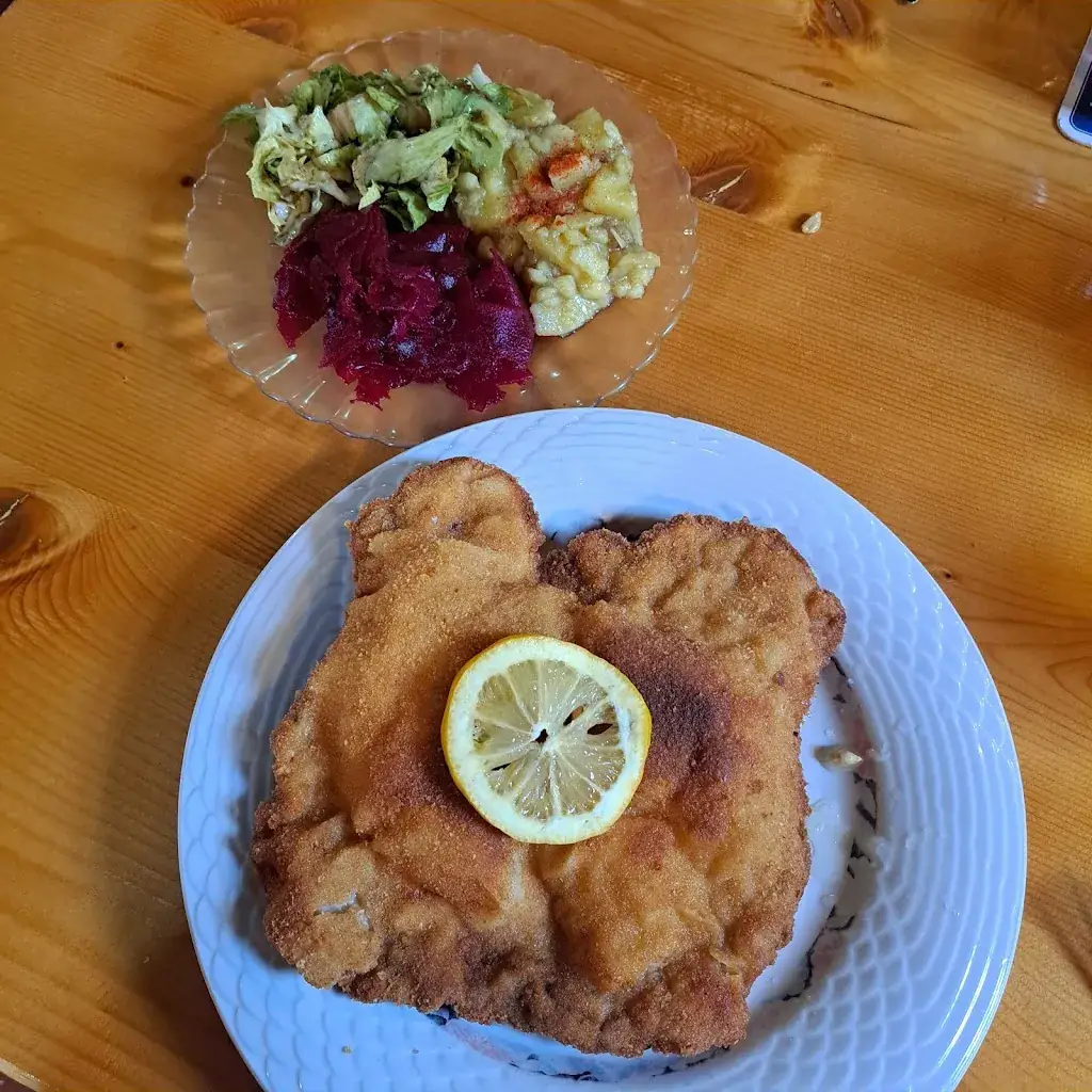 Gasthaus Kurvenstüberl_Hönigsberg_slider_image_2