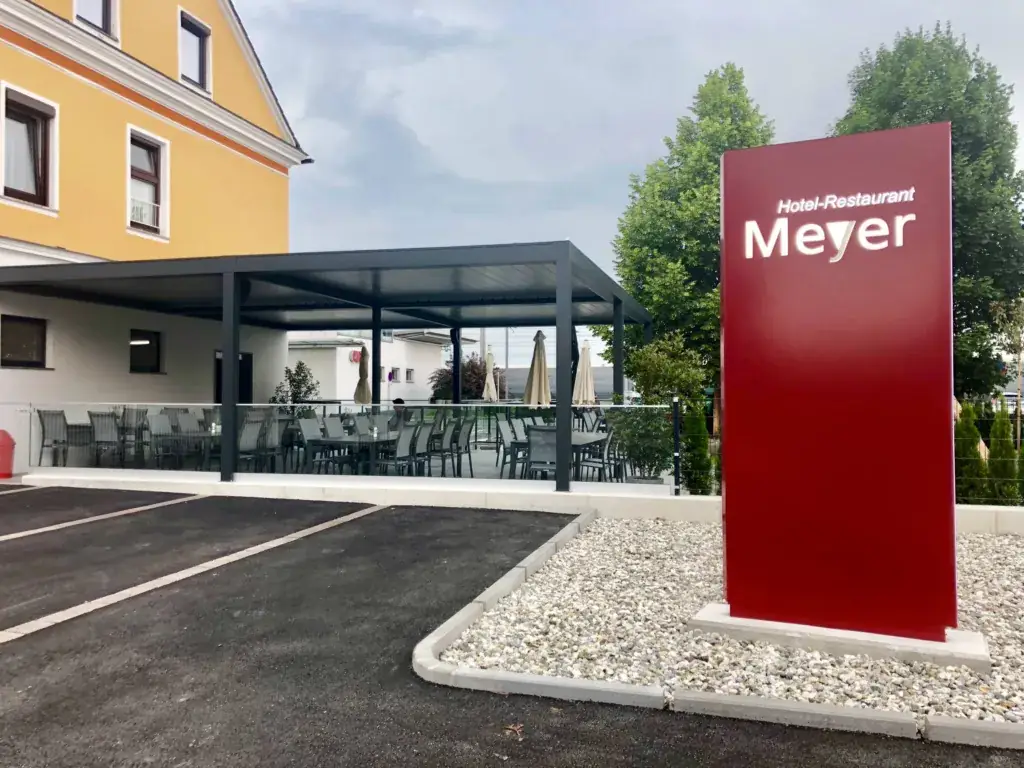 Hotel-Restaurant Meyer_Kalsdorf bei Graz_slider_image_1