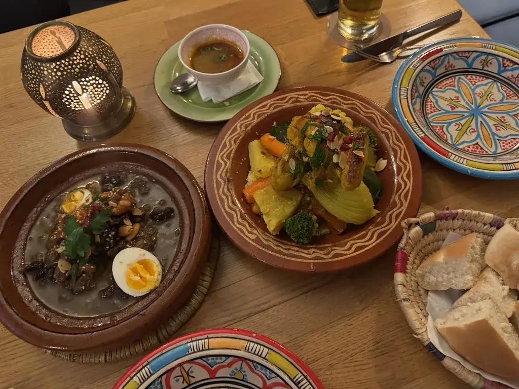 Jeff Straathof_Restaurant Ya Habibi_Jakomini_recensione