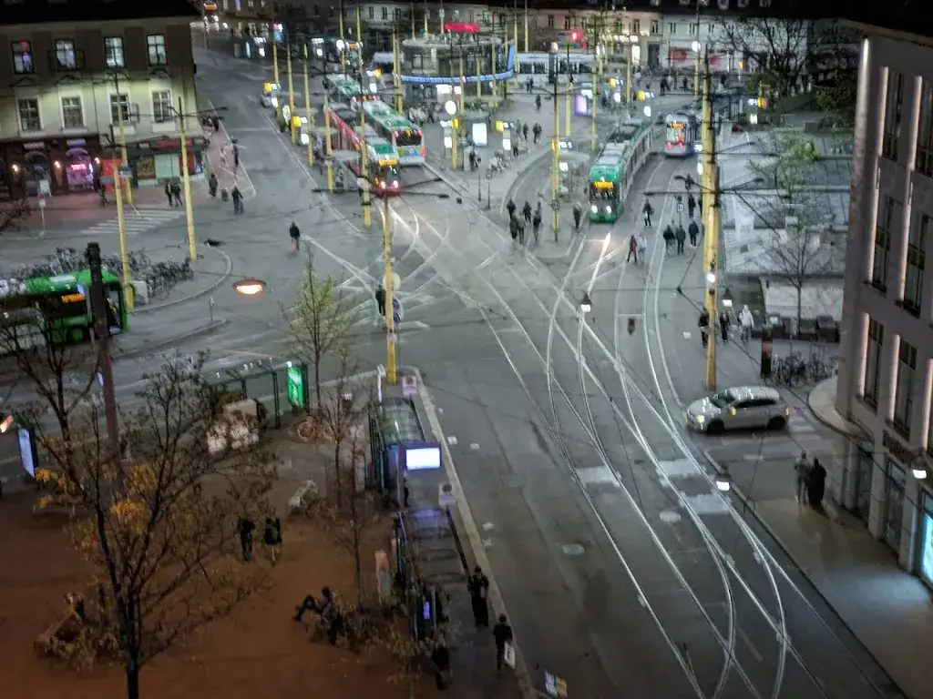 Jyothish Atheendran_Area 5_Jakomini_avis