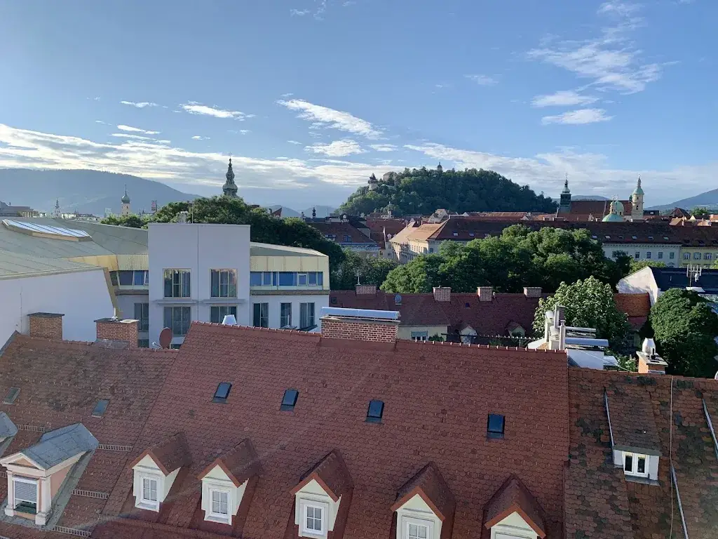 Jonathan Tinnacher_Area 5_Jakomini_avis