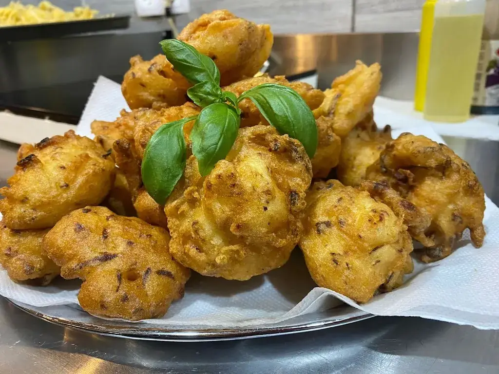 Calabrisella_Jakomini_slider_image_3