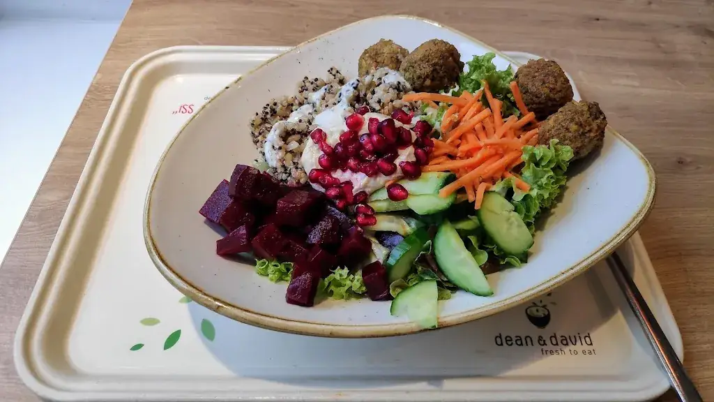 Menu_dean&david | Bowls, Salate, Curries & Snacks am Jakominiplatz Graz_Jakomini_image_9