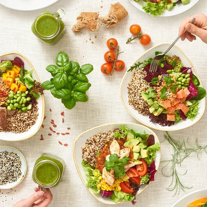 dean&david | Bowls, Salate, Curries & Snacks am Jakominiplatz Graz_Jakomini_slider_image_2