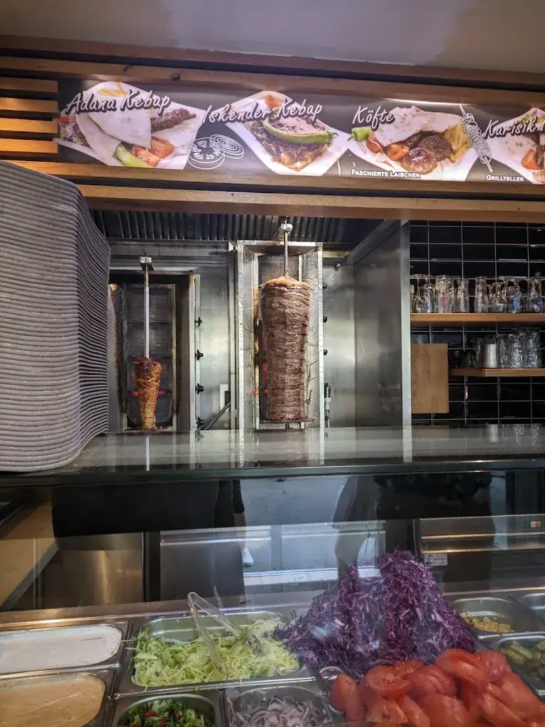 Jyothish Atheendran_Restaurant Beyti Grillhaus_Jakomini_review