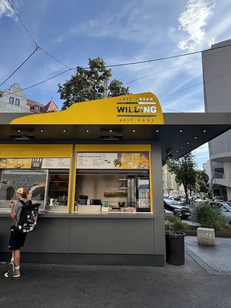 WILDING_Jakomini_slider_image_1