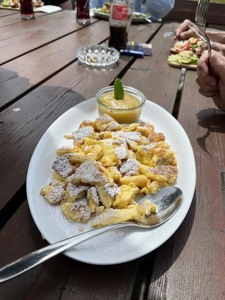 Jana Henes_Breitlahnhütte_Kleinsölk_recensione