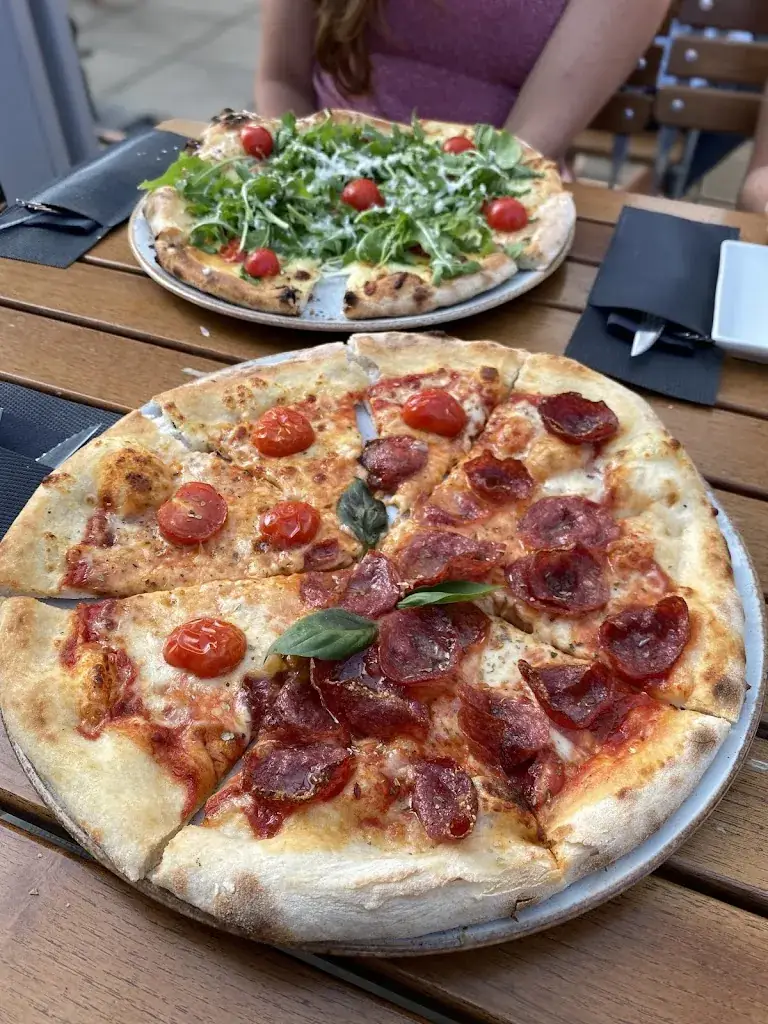 Jon Maliepaard_MARC&SVEN EAT-DRINK-MORE_Kaindorf an der Sulm_review