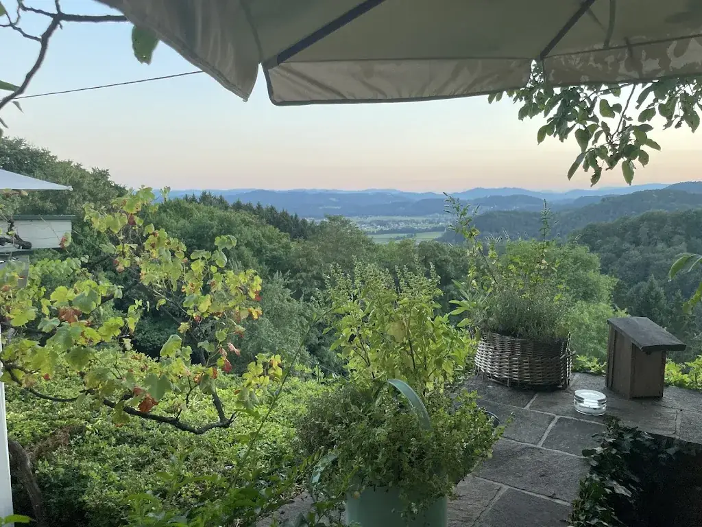 Watch Fred_Winzerhaus Kogelberg_Kaindorf an der Sulm_recensione