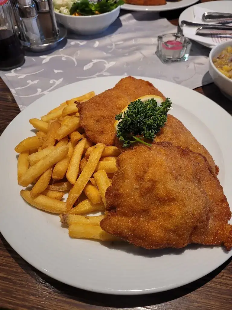 Tanja Kralj_Cafe - Restaurant Herg_Kaindorf an der Sulm_reseña