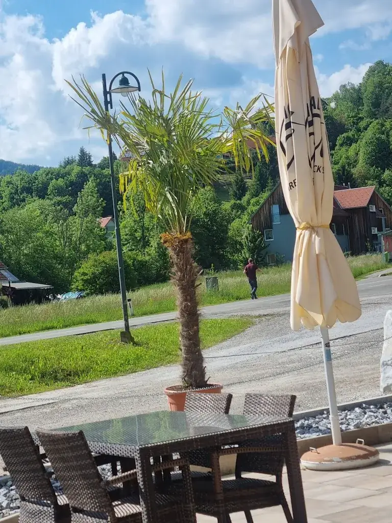 Marie's Cafe - Bar_Kleinsöding_slider_image_1