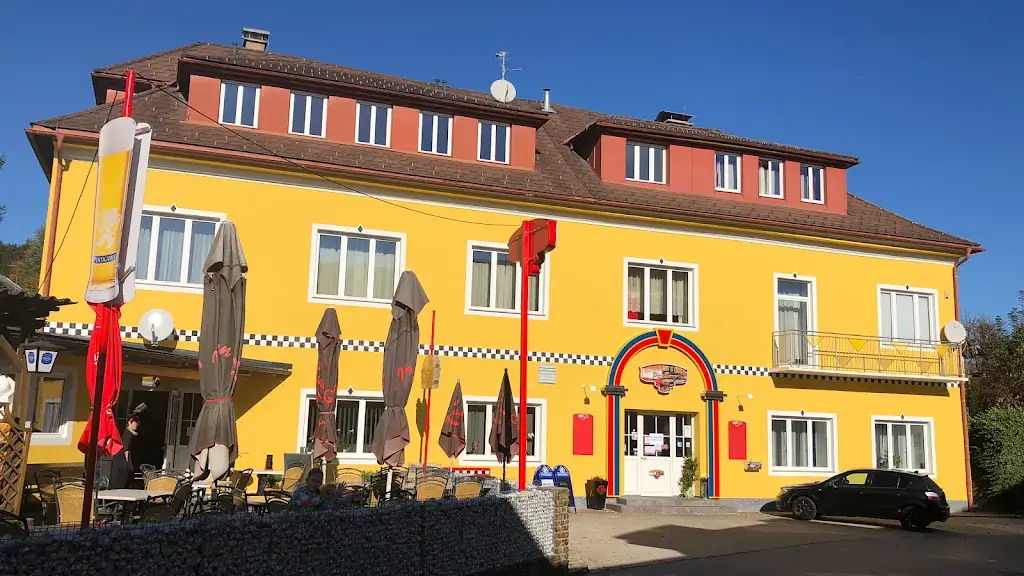 Restaurant & Diner Pizzburg_Kleinsöding_slider_image_3