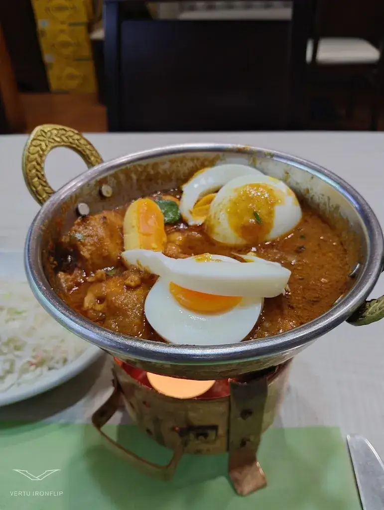 akhlaque chaudhari_Taj Mahal restaurante_Kloster_review