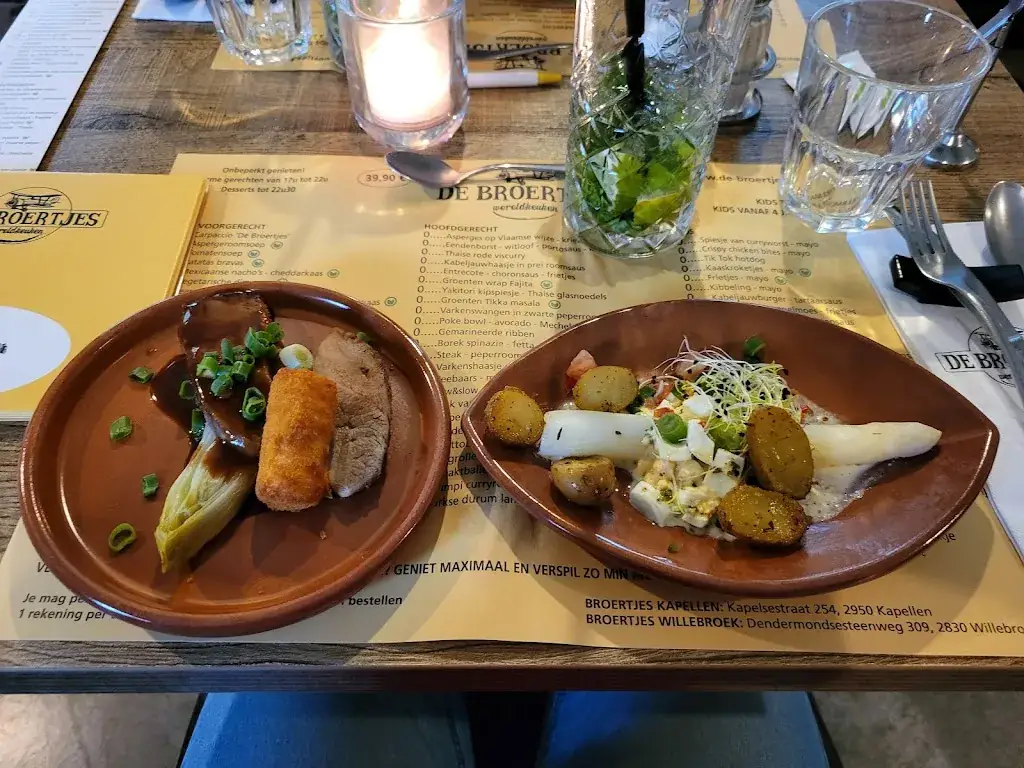 De Broertjes Kapellen_Kapellen_slider_image_3